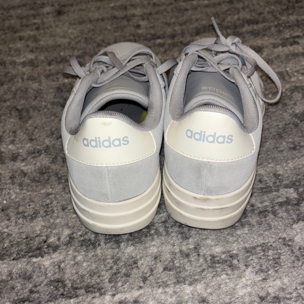 Adidas Light Gray Gazelles - Picture 4 of 6